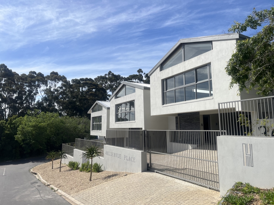 3 Bedroom Property for Sale in Heldervue Western Cape